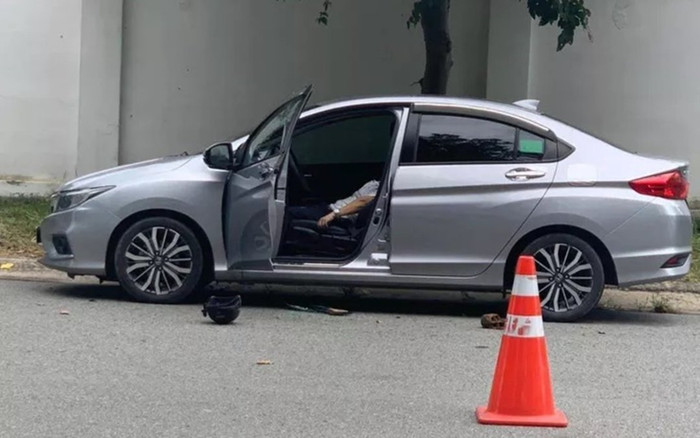 Bình Dương: Bí thư thị trấn tử vong bất thường trong ô tô khóa trái cửa Ảnh 2