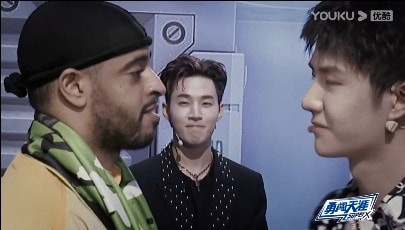 Vì sao nói Vương Nhất Bác có thể 'gánh team' Street Dance of China 4? Ảnh 14