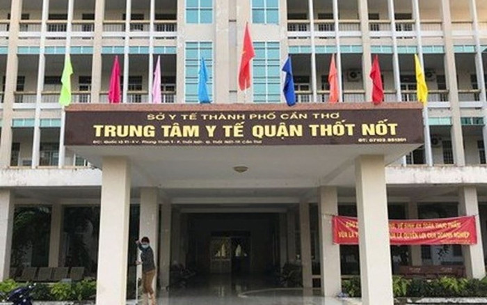 Sức khỏe hiện tại của 57 trẻ dưới 18 tuổi ở Cần Thơ được tiêm vaccine Covid-19 Ảnh 2