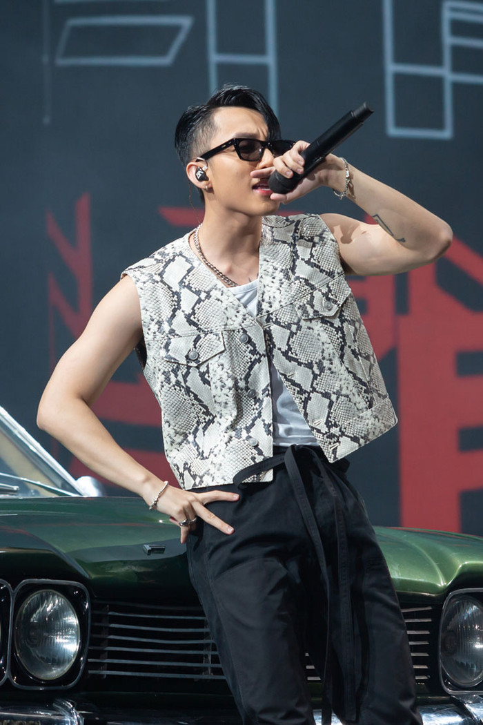 Không phải người tình tin đồn nào, đây là cô gái được Sơn Tùng công khai 'gọi tên' trên sân khấu! Ảnh 6