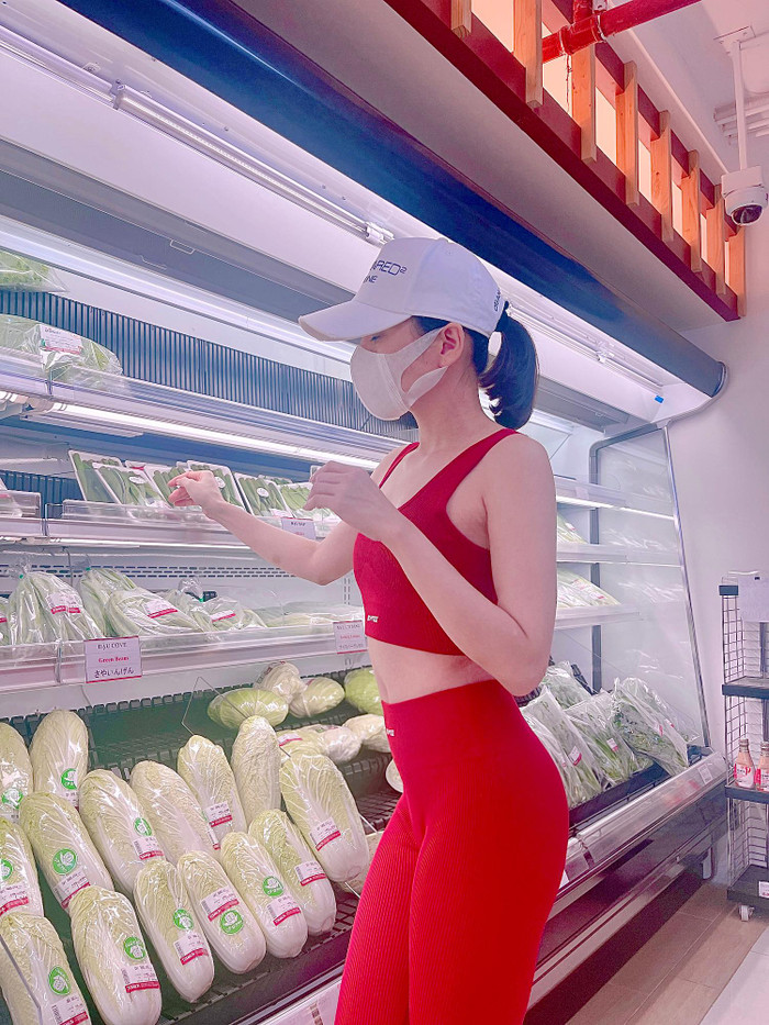 Tuy nhiên bên cạnh đó cũng có nhiều ý kiến chê bai khiến nữ ca sĩ phải lên giọng đáp trả.