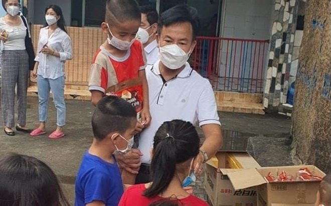 168 trẻ em mồ côi và bảo mẫu ở trung tâm nhân đạo Quê hương dương tính với Covid-19 đã hồi phục Ảnh 2