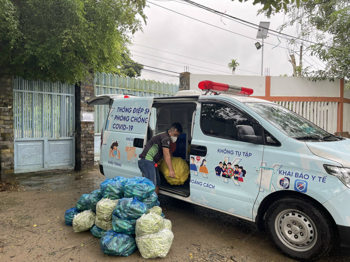 Chiếc xe cấp cứu mà anh Ngôn Thắng đã vay tiền để mua, nhằm mục đích chở bà con khó khăn