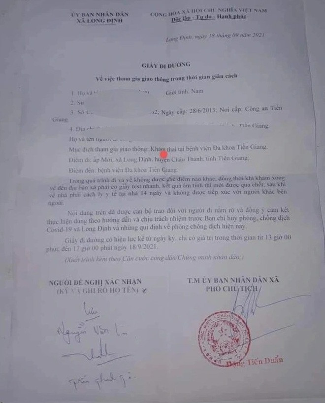 Giấy đi đường để lên thành phố khám thai được cấp cho cụ ông 85 tuổi. Ảnh: Dân Trí