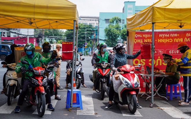 Hơn 82.000 shipper đăng ký hoạt động tại TP.HCM Ảnh 2