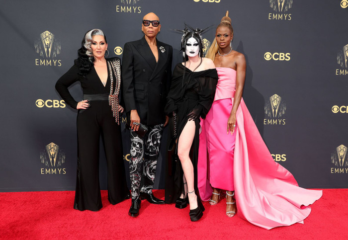 Từ trái qua, Michelle Visage, RuPaul, Gottmik và Symone