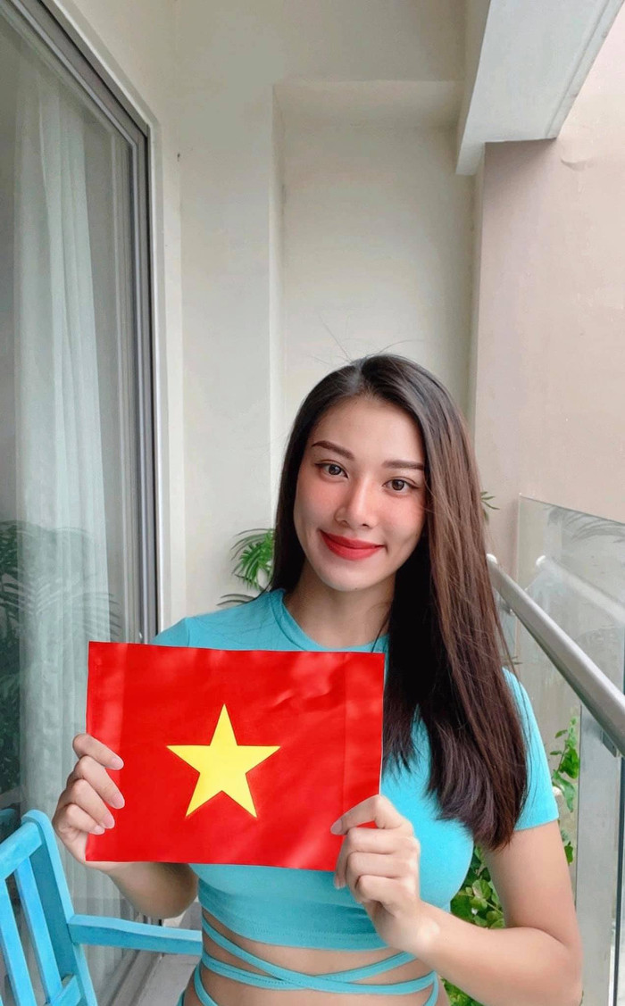 Sự cố gắng, nỗ lực sau khi gặp sóng gió của Kim Duyên khiến nhiều khán giả từ chỉ trích quay sang ủng hộ cho đại diện Việt Nam.