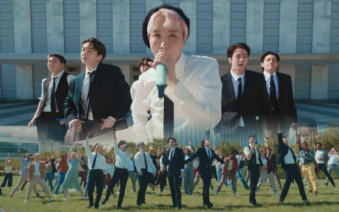 Ấn tượng trước màn trình diễn cực hoành tráng của BTS ngay tại trụ sở Liên Hợp Quốc Ảnh 2