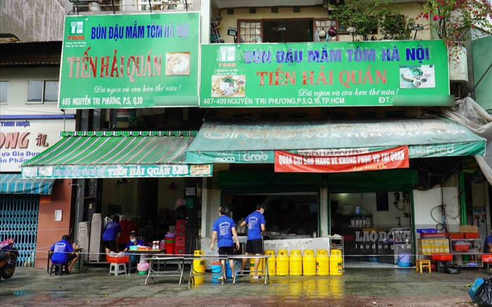 Cơ sở kinh doanh ăn uống và siêu thị ở TP.HCM mở lại cần đáp ứng những tiêu chí nào? Ảnh 2