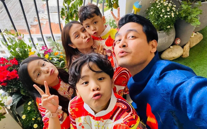 MC Phan Anh kể chuyện tuổi thơ cơ cực, từng đi lượm ve chai để có tiền làm đèn Trung thu Ảnh 2