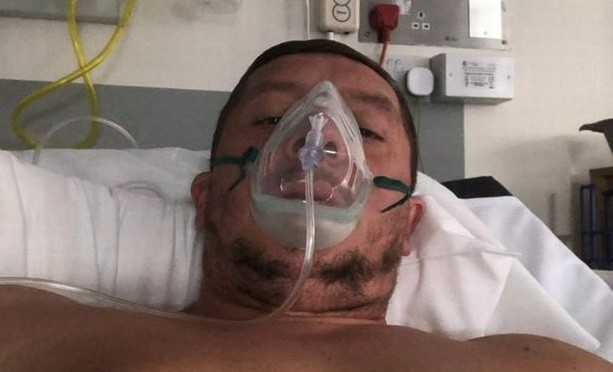 Anh Anthony Johnson suýt chết khi bị nhiễm Covid-19 lần 2. 