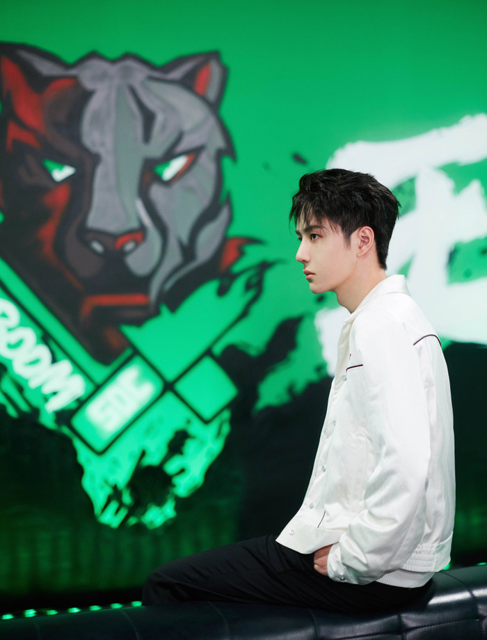 Đây là lí do khiến Vương Nhất Bác 'tâm phục khẩu phục' khi 'gà' của mình thua Ảnh 6