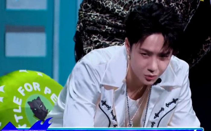 Đây là lí do khiến Vương Nhất Bác 'tâm phục khẩu phục' khi 'gà' của mình thua Ảnh 2