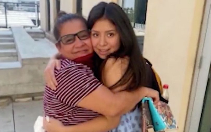 Cô gái bị bắt cóc khi mới 6 tuổi đoàn tụ mẹ ruột sau 14 năm, kẻ đứng sau vụ việc là người không ngờ tới Ảnh 2
