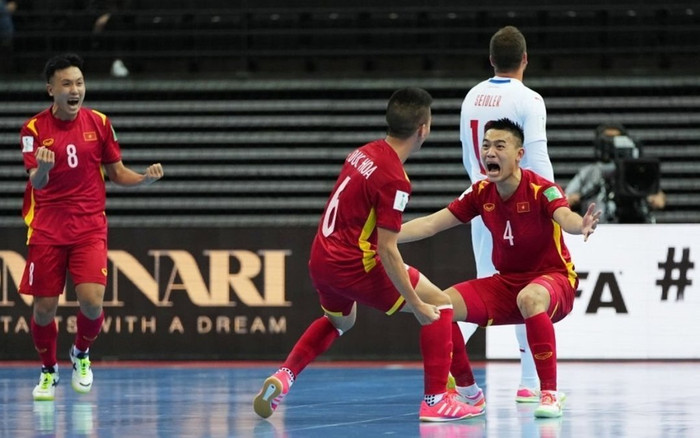 HLV Nga khen tuyển futsal Việt Nam hết lời Ảnh 2