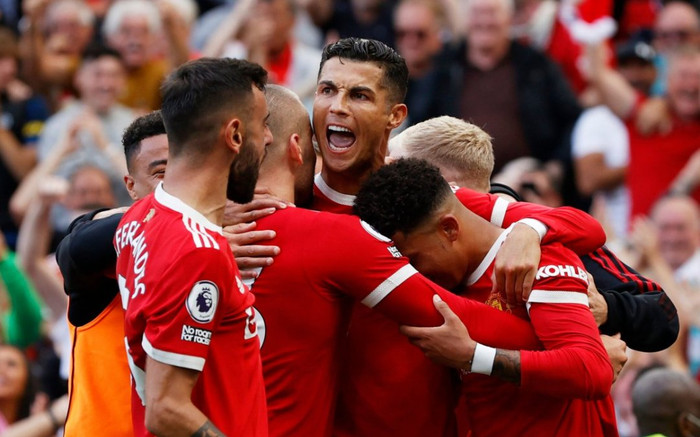 10 cầu thủ có thu nhập cao nhất mùa 2021/22: Ronaldo vượt Messi Ảnh 2