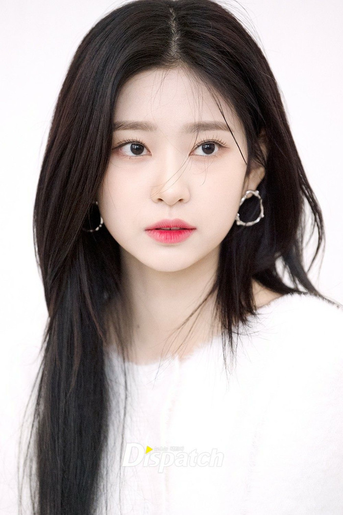 Sau nửa năm tan rã, Sakura (cựu thành viên IZ*ONE) chính thức kí hợp đồng với công ty BTS Ảnh 16