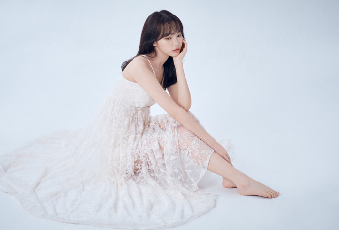 Sau nửa năm tan rã, Sakura (cựu thành viên IZ*ONE) chính thức kí hợp đồng với công ty BTS Ảnh 11