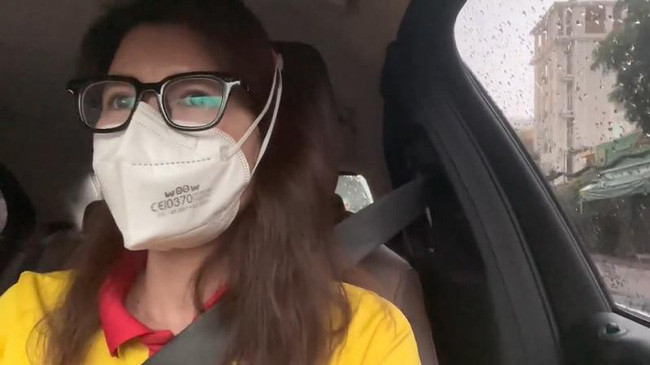 Trang Trần lái xe đến tận nhà của CEO Đại Nam