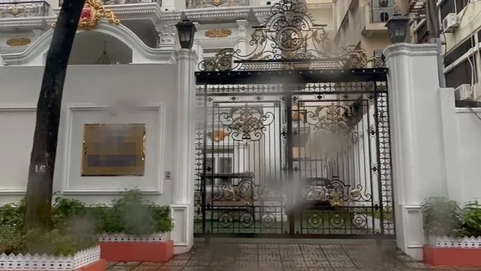 Trang Trần lái xe tìm đến tận nhà của CEO Đại Nam.