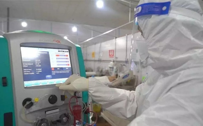 Sáng 24/9: Hơn 1.000 ca COVID-19 nặng đang thở máy và ECMO Ảnh 2