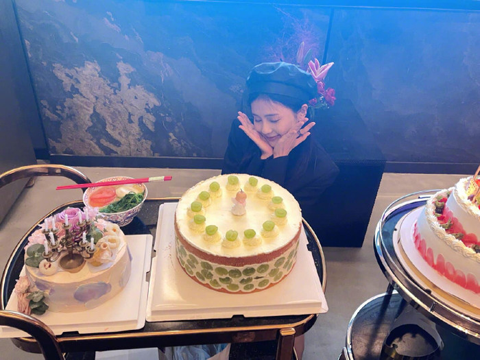 Sinh nhật Bạch Lộc, fan tiếc nuối vì đợi cả ngày không thấy lời chúc từ 'người tình 2 kiếp' Nhậm Gia Luân Ảnh 5