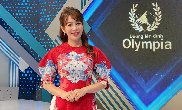 Phản ứng của MC Diệp Chi khi bị hỏi khó chuyện Khánh Vy thế chỗ ở 'Đường lên đỉnh Olympia'? Ảnh 4