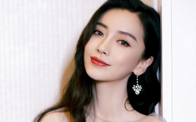 Angelababy bị dân mạng mỉa mai đóng dở mà chảnh khi tuyên bố: 'Ít có kịch bản nào khiến tôi xúc động' Ảnh 2
