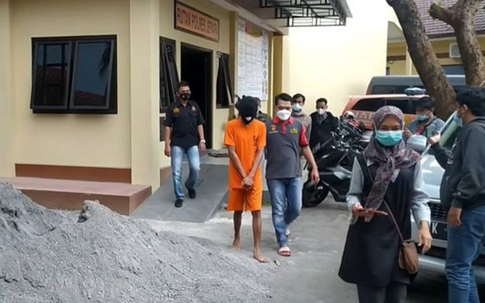 Thường xuyên bỏ học, chỉ lo chơi bời bị mắng mỏ, cậu bé 17 tuổi liền nổi nóng tước đoạt mạng sống của mẹ Ảnh 2