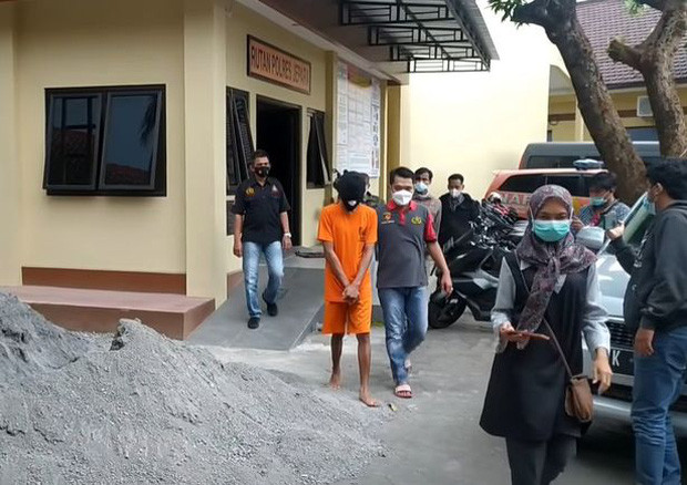 Cậu bé 17 tuổi bị bắt sau khi ra tay tước đoạt mạng sống của chính mẹ ruột