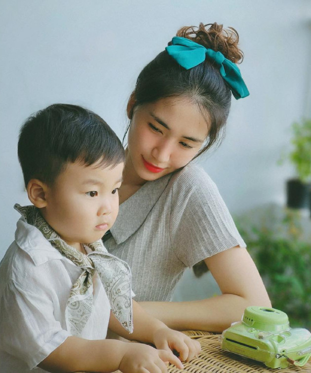 Hòa Minzy không muốn bé Bo theo nghệ thuật, tiết lộ định hướng tương lai cho 'trai cưng' Ảnh 7