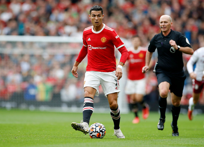 Ronaldo vẫn thi đấu năng nổ, nhưng bất lực trước hàng thủ Aston Villa.