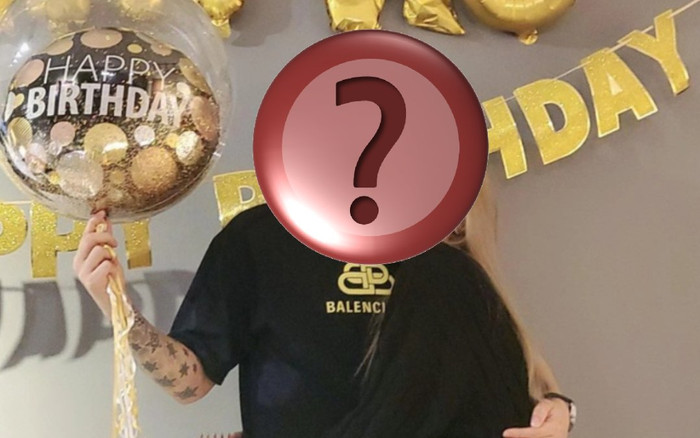 Một nam ca sĩ điển trai bỗng thông báo đã kết hôn được 2 năm, cùng vợ sang Singapore định cư Ảnh 2