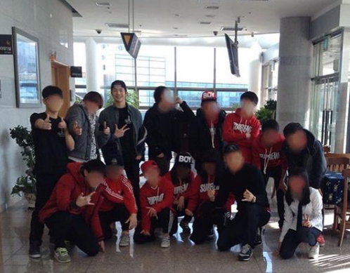 Mãn nhãn với loạt clip B-Boy của Kang Daniel trong quá khứ: Không thua gì dancer chuyên nghiệp Ảnh 13