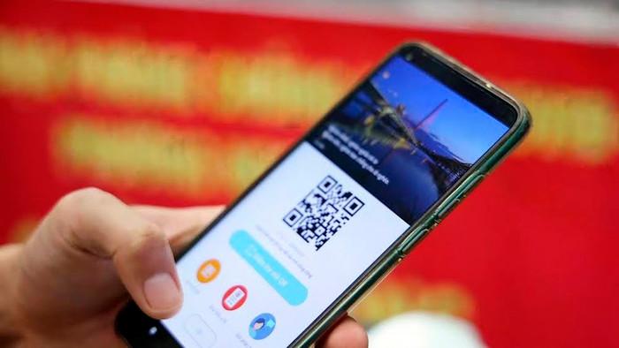 Chở hàng hóa qua khu dân cư đều phải khai báo QR Code.