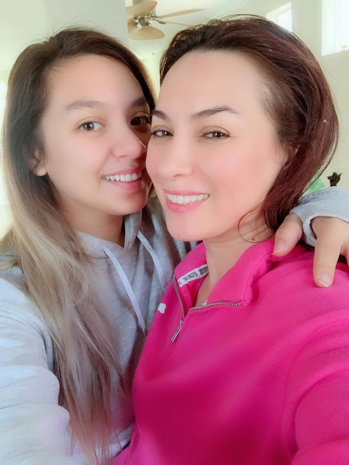 Phi Nhung và con gái Wendy