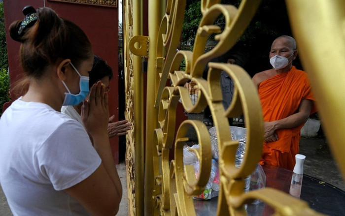 Covid-19 diễn biến phức tạp, Campuchia, Singapore cảnh giác Ảnh 2