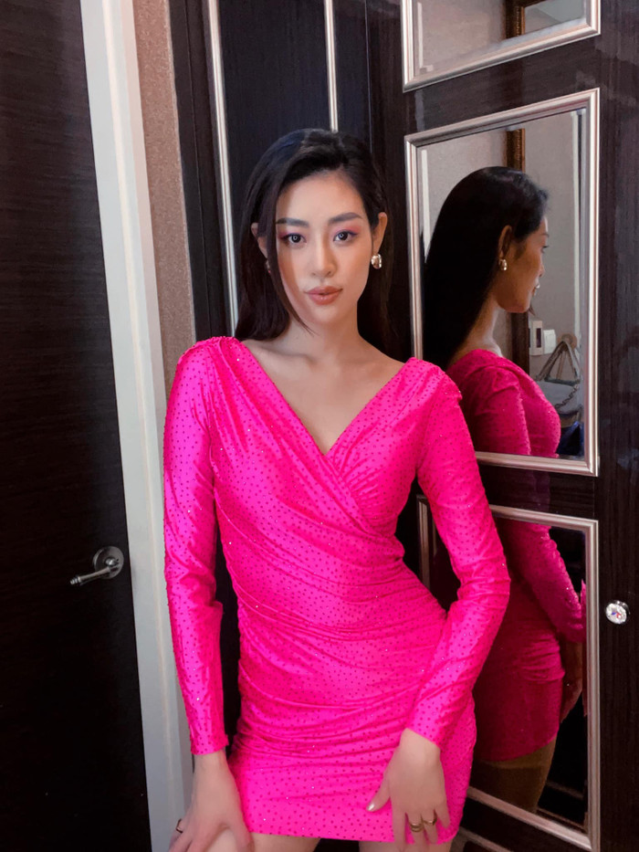 Khánh Vân biến hoá bộ váy phong thủy đưa cô vào Top 21 Miss Universe với 1001 style đẹp xỉu Ảnh 7