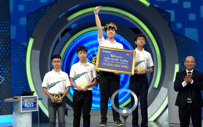 Luật chơi thay đổi, nam sinh Thái Bình - Đặng Lê Nguyên Vũ giành vòng nguyệt quế mở màn Olympia 22 Ảnh 2