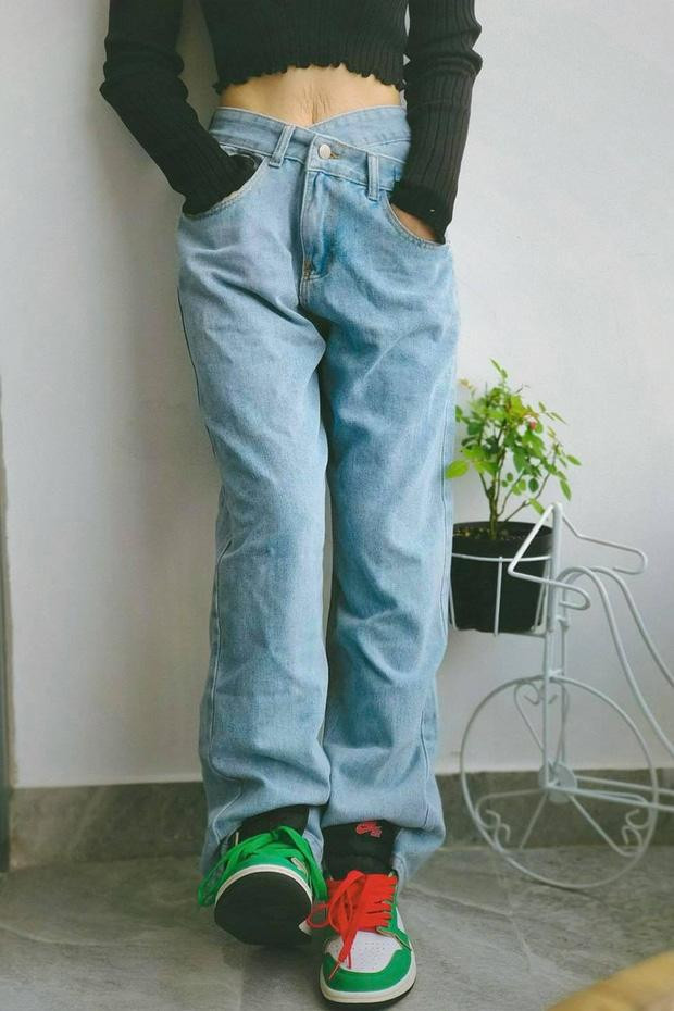 Dù đã sử dụng nhiều biện pháp chăm sóc lẫn các loại kem thoa, nhưng những vết rạn da vẫn không hết được. 