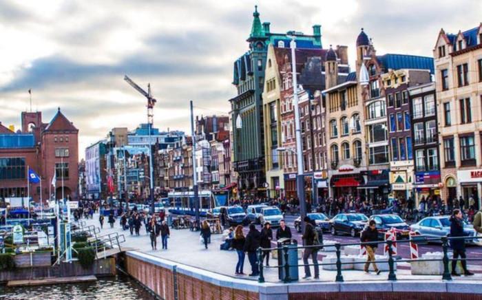 8 con phố nổi tiếng thế giới ai cũng muốn check-in Ảnh 2