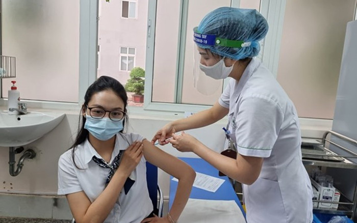 TP.HCM: Các trường lên phương án tiêm vaccine phòng Covid-19 cho học sinh sau 30/9 Ảnh 2