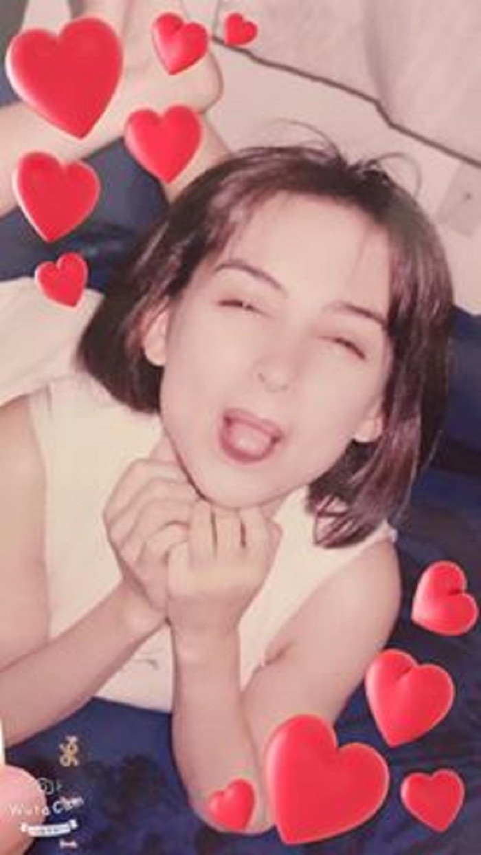 Một Phi Nhung nhí nhảnh nhắng nhít trong các bức hình đã được chụp rất lâu