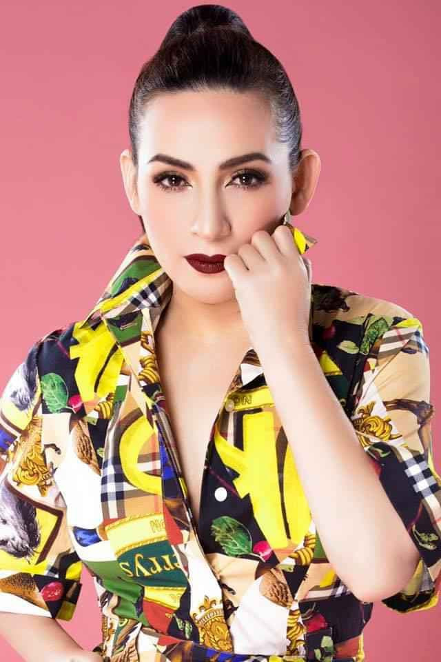 Hình ảnh được chụp từ vài năm trước của Phi Nhung trong độ tuổi U40 với thần thái sắc sảo mặn mà