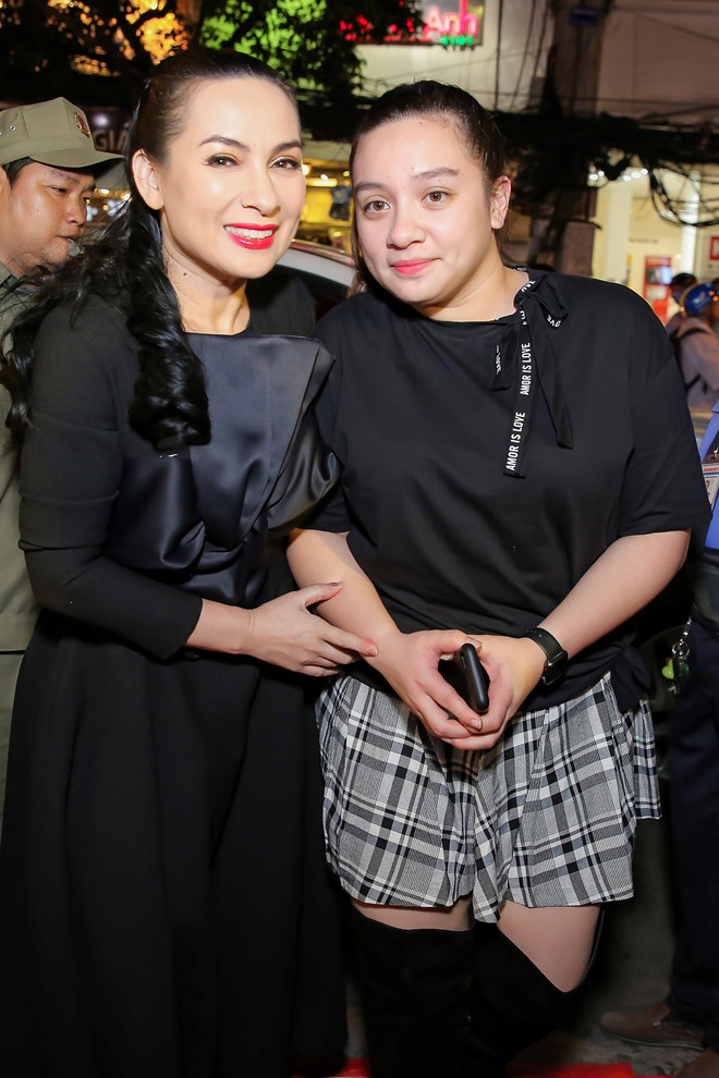 Phi Nhung và con gái ruột