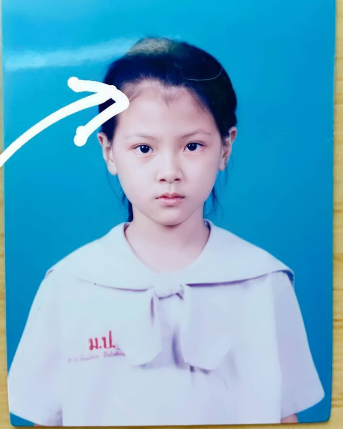 Ảnh thẻ thuở nhỏ của Baifern nhiều lần gây sốt vì nhan sắc xinh đẹp từ trong trứng.