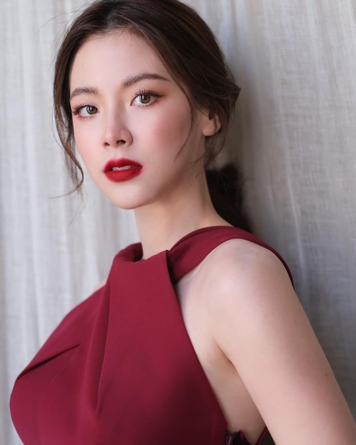 Mừng sinh nhật tuổi 29 của Baifern Pimchanok: Nhìn lại hành trình tỏa sáng của 'ngọc nữ' số 1 Thái Lan Ảnh 17