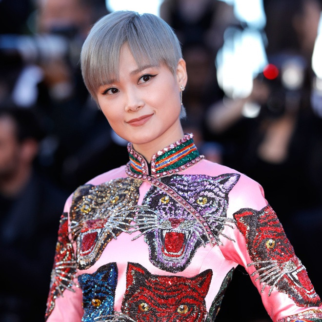 'Khoảnh khắc đẹp nhất của người con gái là khoảnh khắc không bị định nghĩa. Bởi một số thứ khi đã bị đóng khung vào hình tượng nào đó sẽ chịu rất nhiều hạn chế.'