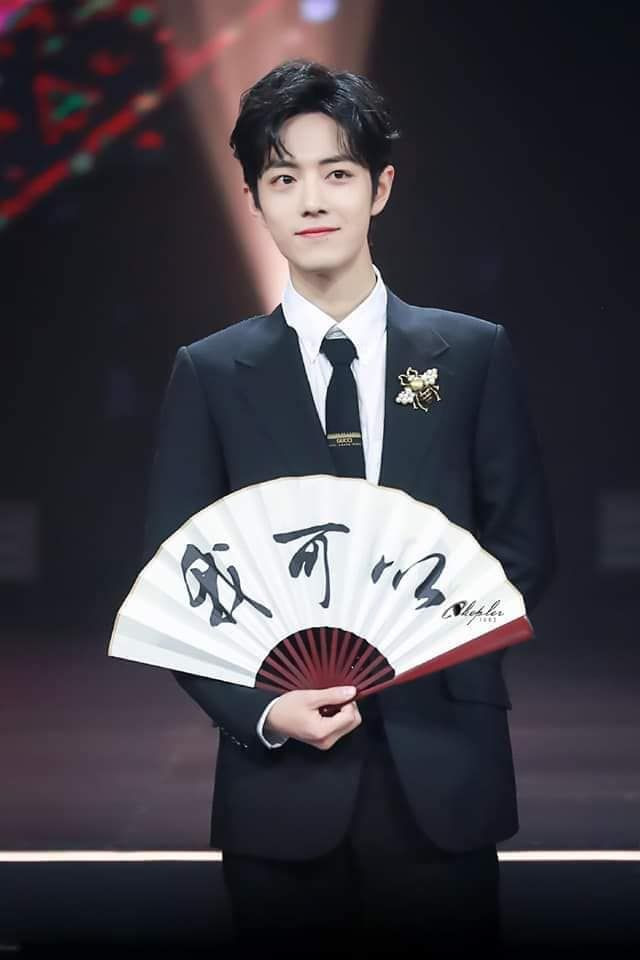 'Cuộc sống vốn chẳng có thuộc tính, không ngọt mà cũng chẳng đắng.'