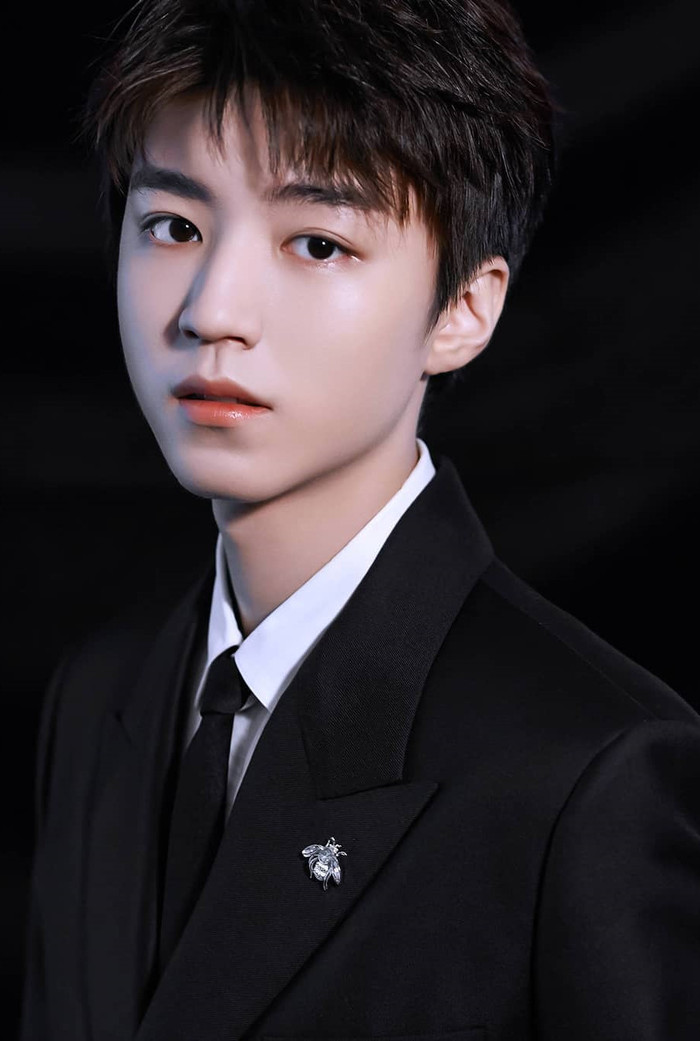 'Nếu có đường tắt dẫn đến thành công thì con đường ấy nhất định phải mang tên kiên trì.'